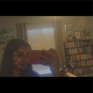 Meet your Posher, Raynlyn